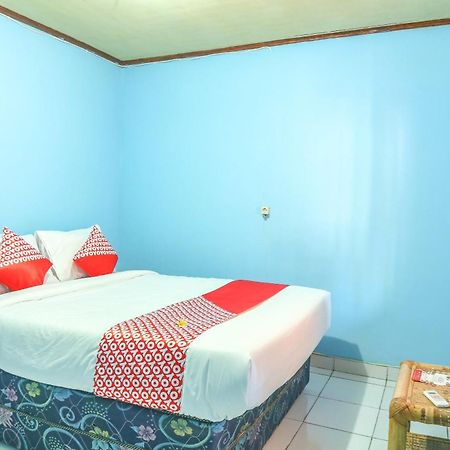 Oyo 1662 Zury Homestay Kuta  Exterior foto
