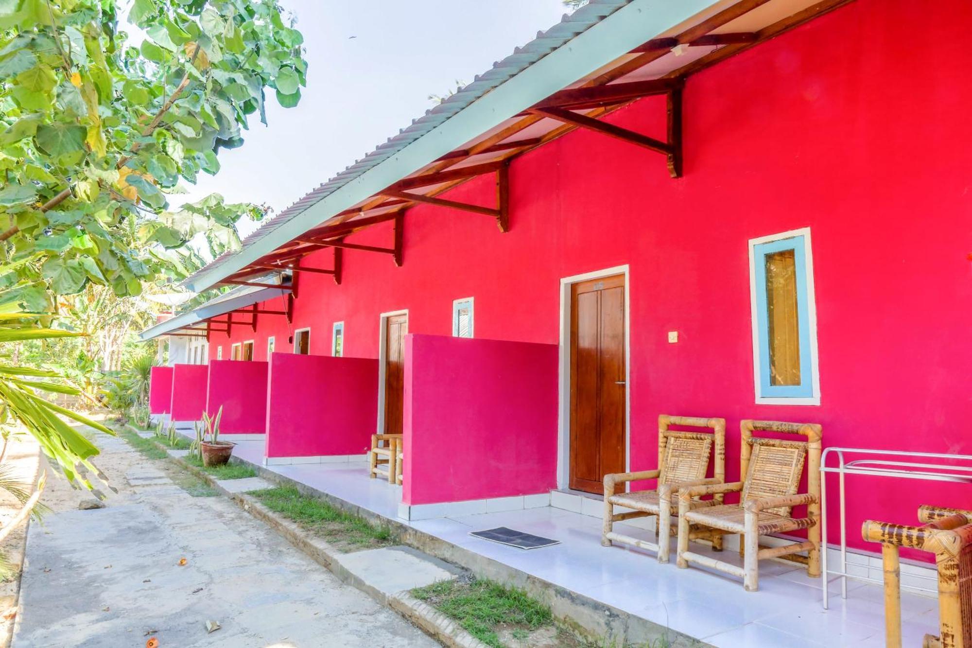 Oyo 1662 Zury Homestay Kuta  Exterior foto
